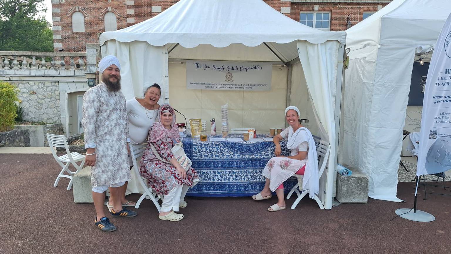 SSSC Booth with Japjeet Kaur, Simran Singh, Manou Kaur and Haridass Kaur